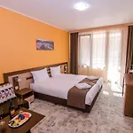 Hotel Хотелски Комплекс Кремен Kirkovo (Kardzhali)